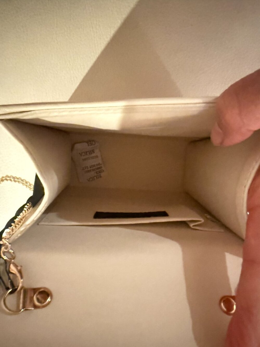 HOUSE OF HARLOW 1960 CREAM MINI TOP HANDLE CROSSBODY BAG W GOLD TONE FLORAL EMB - Picture 6 of 6